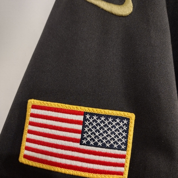 SALUTE TO SERVICE jersey (Amari Cooper) - Picture 5 of 5